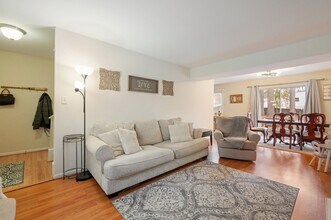 28 Mellon St in Newport News, VA - Building Photo - Building Photo