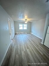 46 Baker St, Unit 5 in Clinton, ME - Building Photo - Building Photo