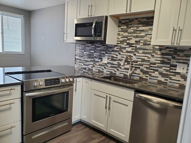 341 N Garfield Ave in Loveland, CO - Building Photo - Building Photo