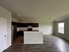 11525 Ruger Rd in Yukon, OK - Building Photo - Building Photo