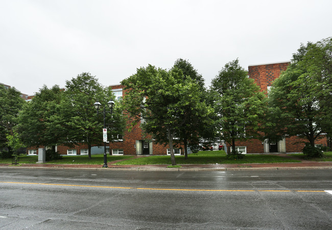 278-280 Montreal Rd in Ottawa, ON - Building Photo - Building Photo