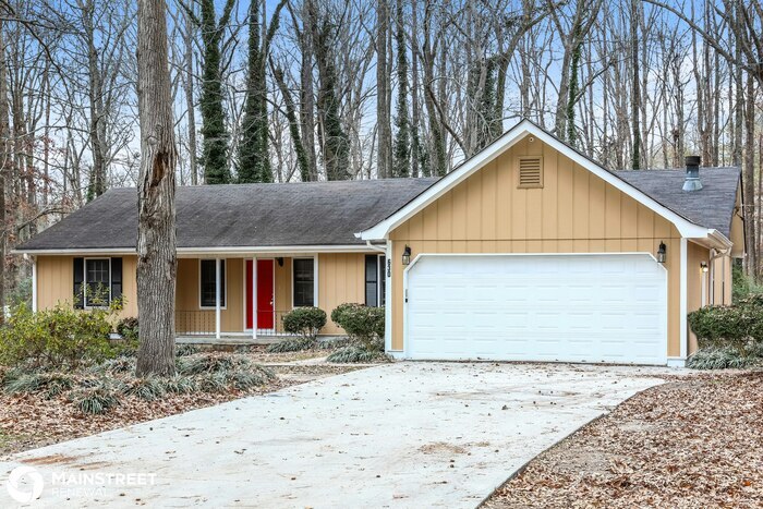 630 Sherry Ln in Loganville, GA - Building Photo