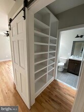 325 E 21st St, Unit B307 in Baltimore, MD - Building Photo - Building Photo