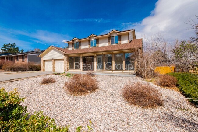 19373 E Floyd Ave in Aurora, CO - Building Photo - Building Photo