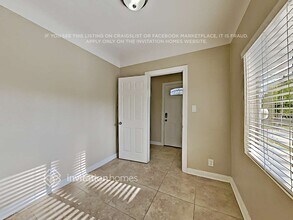 693 Royce St in Altadena, CA - Building Photo - Building Photo