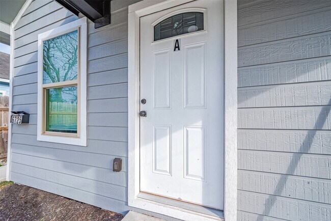 6725 Avenue K in Houston, TX - Foto de edificio - Building Photo