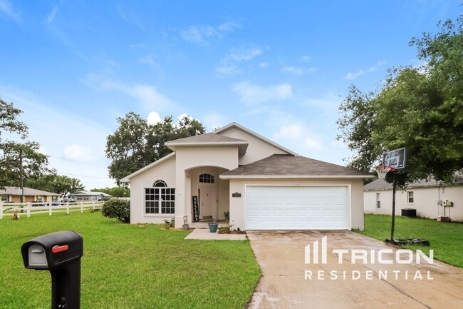 property at 5504 Starling Loop