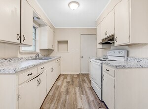 3007 Hollywood St in Texarkana, TX - Foto de edificio - Building Photo