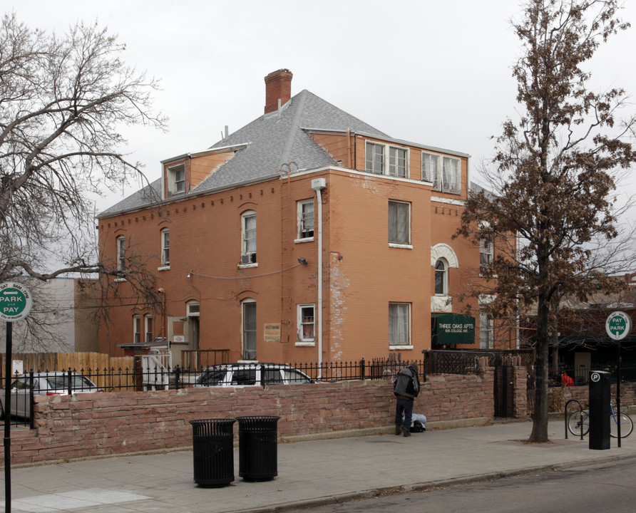 Three Oaks Apartments in Boulder, CO - Building Photo