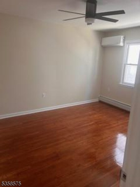 252 N 6th St in Newark, NJ - Building Photo - Building Photo