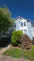 9274 Caladium Dr in Manassas, VA - Building Photo