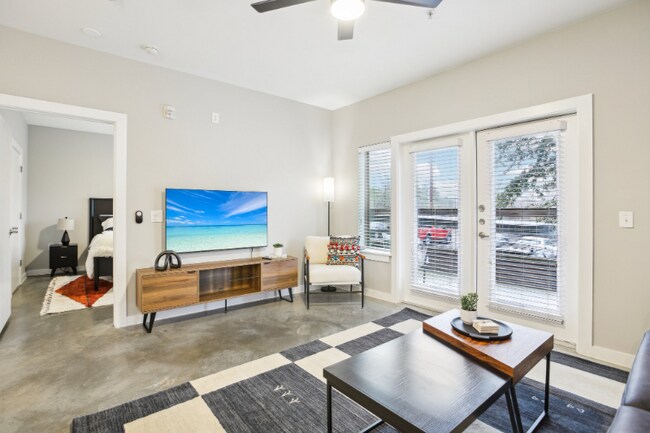 2505 Thornton Rd in Austin, TX - Building Photo - Building Photo