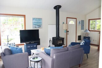 301 Spring View Pl in Sequim, WA - Building Photo - Building Photo