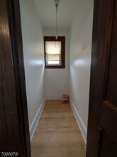 211 E Passaic Ave in Bloomfield, NJ - Foto de edificio - Building Photo