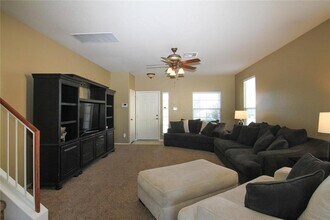 2705 Overton St in Round Rock, TX - Building Photo - Building Photo