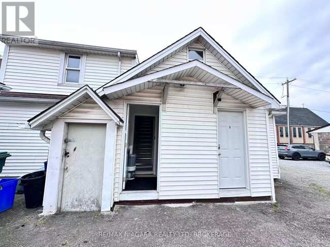 5703-5703 Desson Ave in Niagara Falls, ON - Building Photo - Building Photo