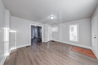 622 N Mulberry St in Muncie, IN - Building Photo - Building Photo