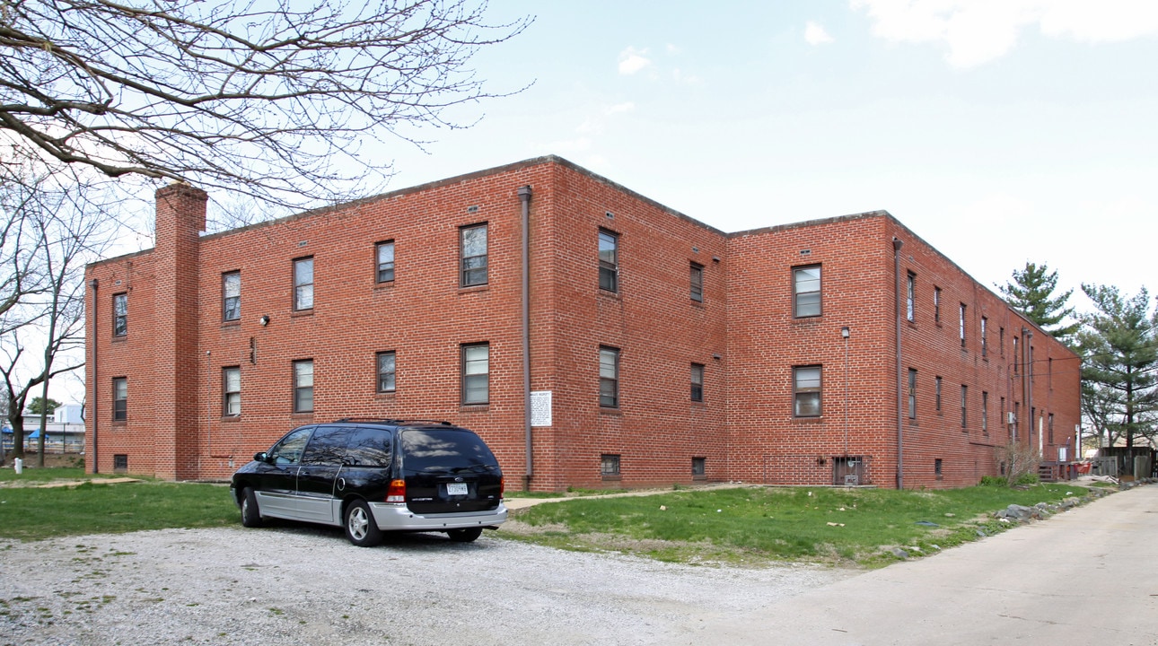 Wilrose Courtyard Apartments in Baltimore, MD - Foto de edificio