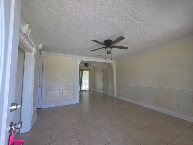 963 Madison Ave in Daytona Beach, FL - Building Photo - Building Photo