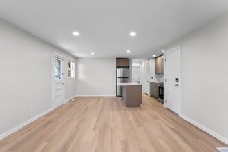 119 Wilbur Ave in Meriden, CT - Building Photo - Building Photo