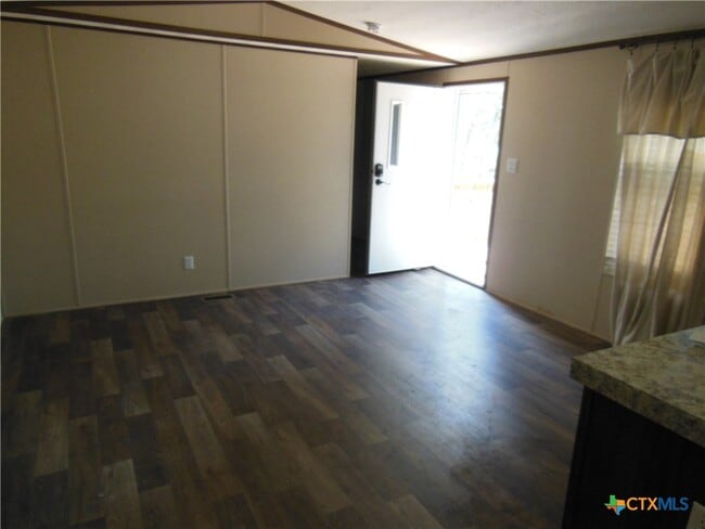 property at 127 Quail Run St