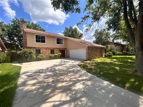 2110 Hilton Head Dr in Missouri City, TX - Building Photo