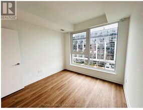 1007 The Queensway in Toronto, ON - Building Photo - Building Photo