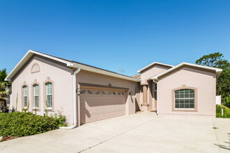 4323 Sand Ridge Blvd in Spring Hill, FL - Building Photo - Building Photo