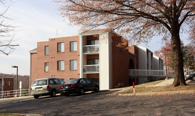 Edsall Station - Section 8 in Alexandria, VA - Building Photo - Building Photo