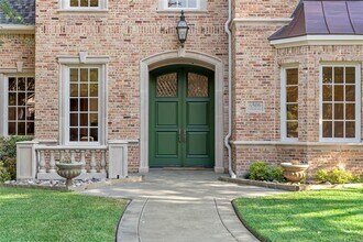 6506 Lakehurst Ave in Dallas, TX - Building Photo - Building Photo