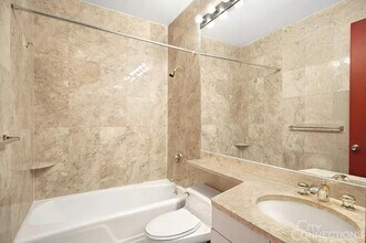 301 W 57th St, Unit 21D in New York, NY - Building Photo - Building Photo