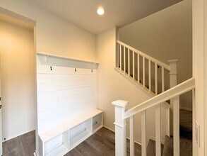 2848 E Berry Loop Privado in Ontario, CA - Building Photo - Building Photo