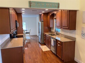 1832 Worrington St in Sarasota, FL - Building Photo - Building Photo