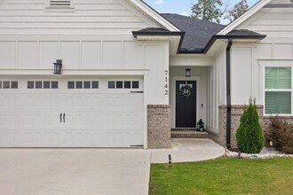 7142 Tailgate Lp in Ooltewah, TN - Building Photo - Building Photo