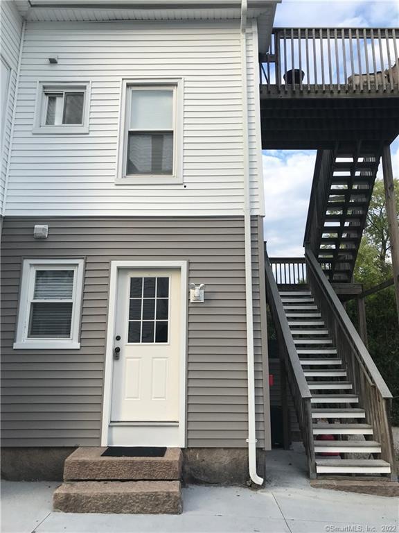 43 Stillman Ave-Unit -1 in Stonington, CT - Foto de edificio - Building Photo