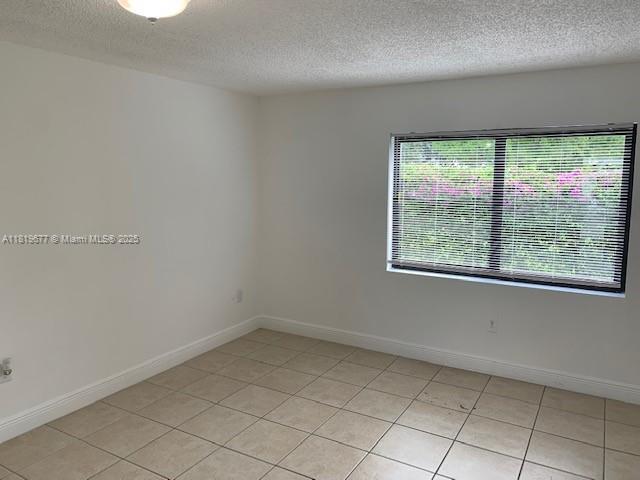 11098 SW 107th St in Miami, FL - Building Photo
