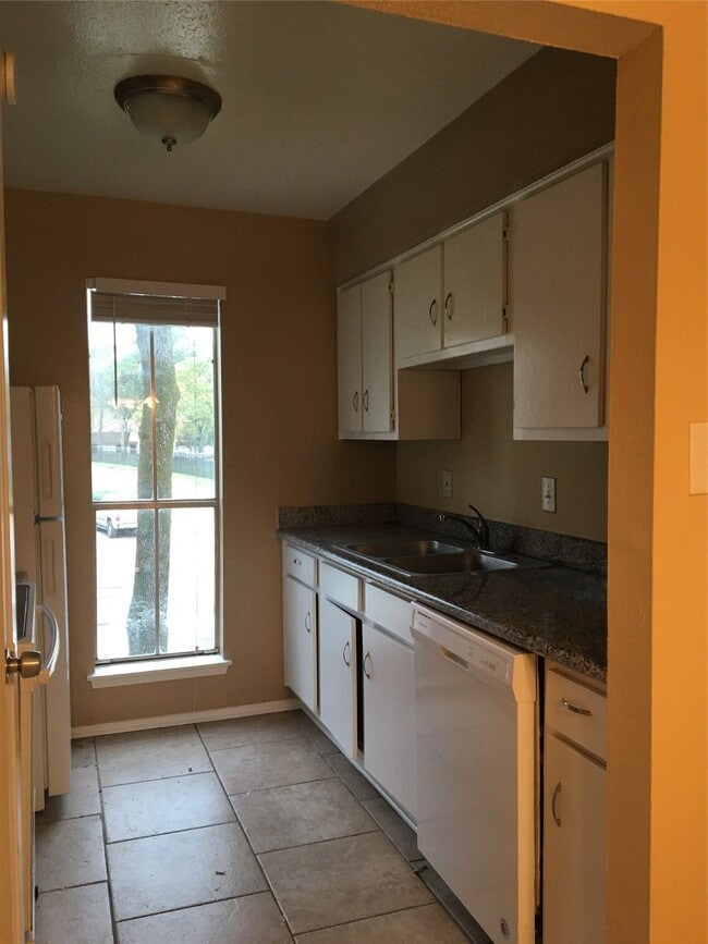 property at 5625 Antoine Dr