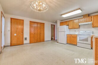 102 NE Juniper Ave in Vancouver, WA - Building Photo - Building Photo