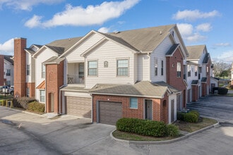 Zachary Parkside Apartment Homes in Zachary, LA - Building Photo - Building Photo
