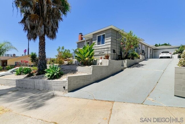 845 E 13th St, Unit 2 in National City, CA - Building Photo - Building Photo