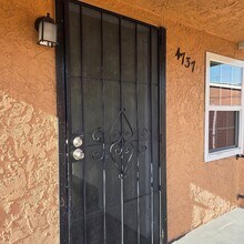 4737 Dozier St in Los Angeles, CA - Building Photo - Building Photo