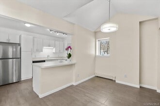 1265 N Ridge Rd in Shrub Oak, NY - Building Photo - Building Photo