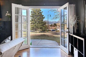 303 Aliso Dr SE in Albuquerque, NM - Building Photo - Building Photo