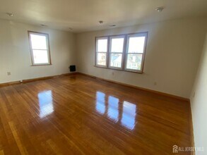 155 Livingston Ave in New Brunswick, NJ - Building Photo - Building Photo