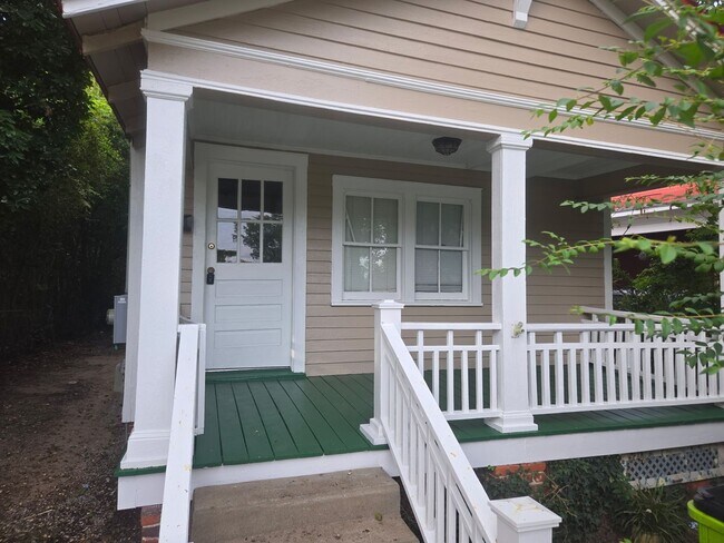 611 Johnson St in New Bern, NC - Building Photo - Building Photo