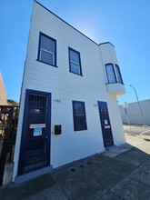 1795 Oakdale Ave, Unit 1795 in San Francisco, CA - Foto de edificio - Building Photo