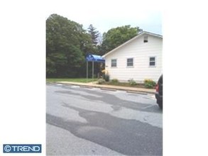 420-424 W Church St in Absecon, NJ - Building Photo - Building Photo