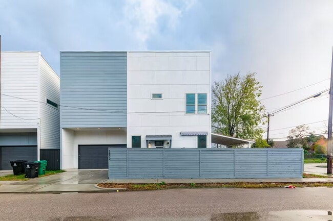 2802 Campbell St in Houston, TX - Building Photo - Building Photo