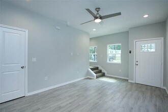923 Timberglen Ct in Montgomery, TX - Building Photo - Building Photo