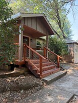 19576 Baumann Rd in Pine Grove, CA - Building Photo